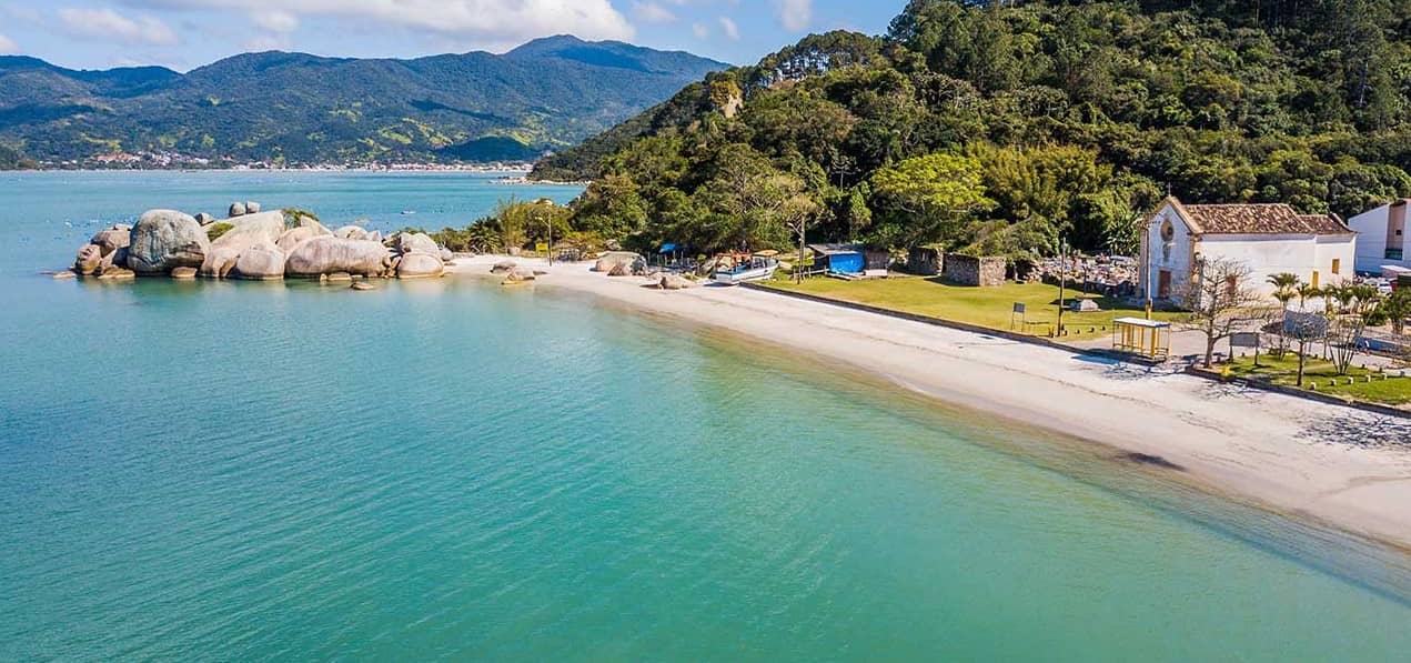 Praia de Armação da Piedade